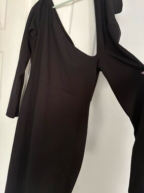 Boohoo Black Cut Out Long Sleeve Midi Dress
